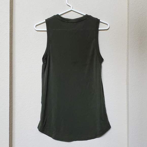 Athleta Sleeveless Top. Size S - Picture 2 of 5